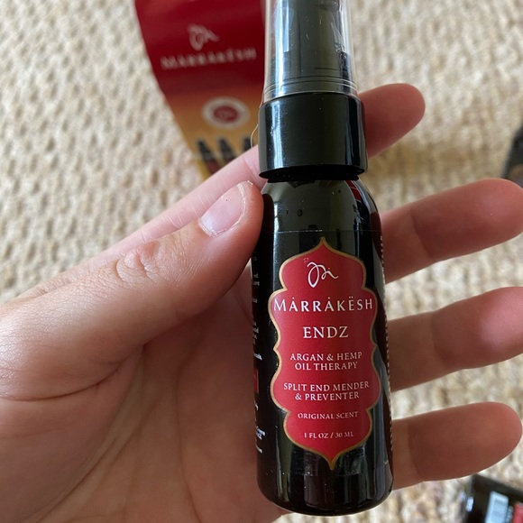 ❣️SOLD ON MERCARI❣️ - Picture 4 of 12